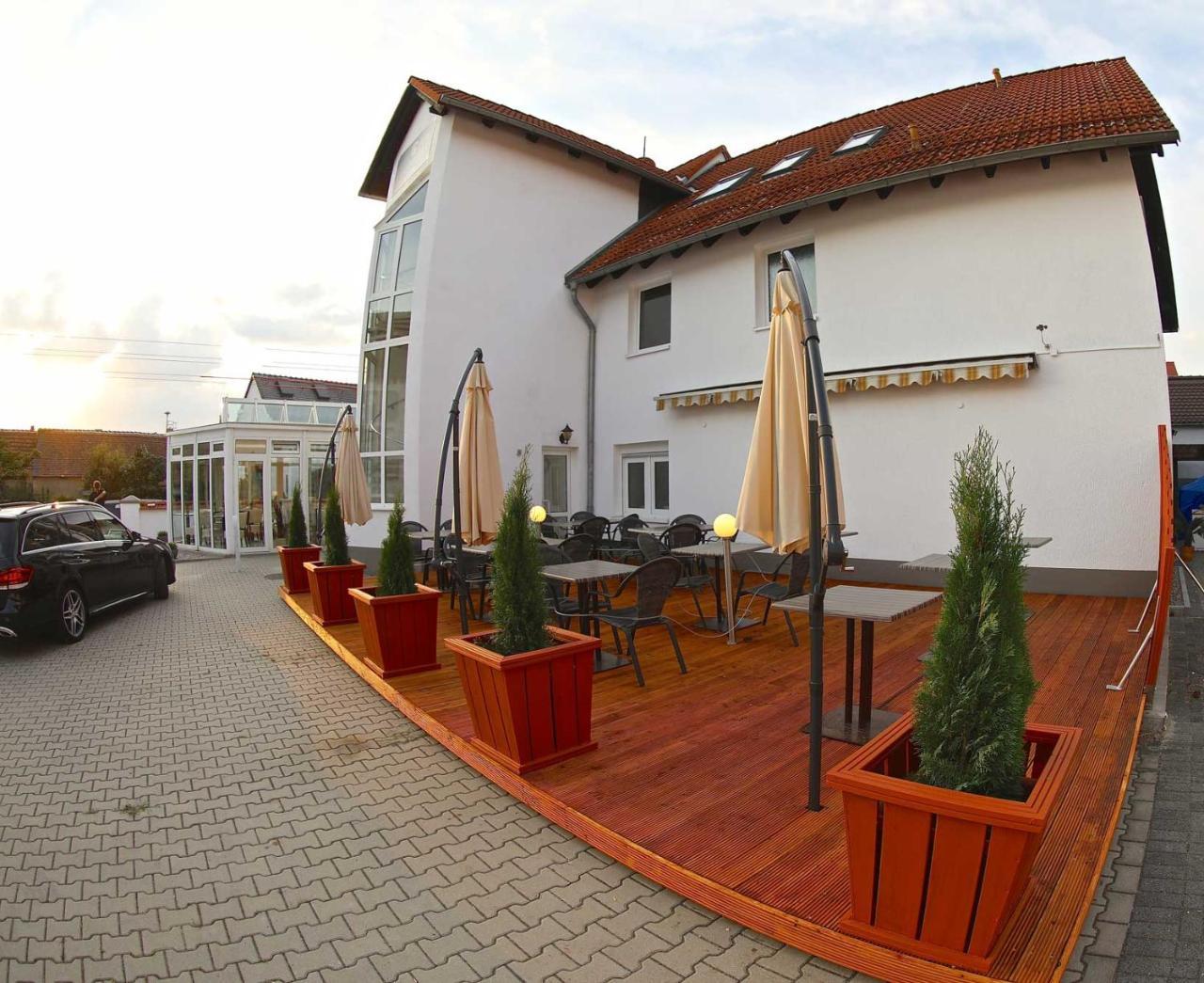 Parkhotel Am Schloss Machern Exterior photo
